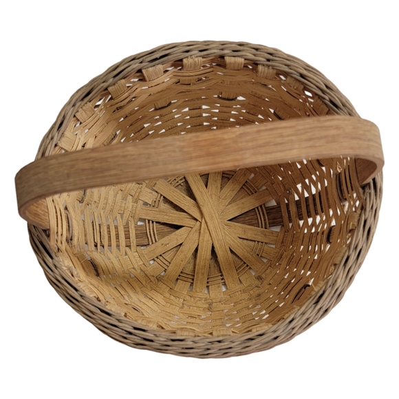 Basket Woven Brown Tall Single Oak Handle Decorative  8" x 7" Vintage Sturdy. - Picture 5 of 8